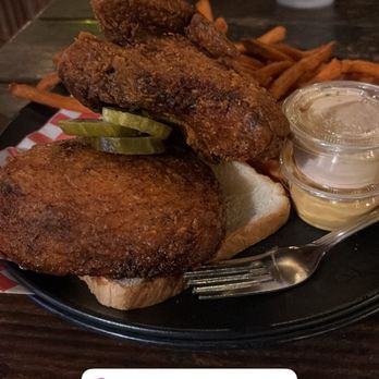 Willie’s Hot Chicken - Southern Near Me - Kailua-Kona, Hawaii