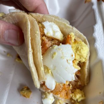 Quesadillas Doña Maty - Taco de huevo - Mexican Near Me - New York, New York Quesadillas Doña Maty - Taco de huevo - Mexican Near Me - New York, New York