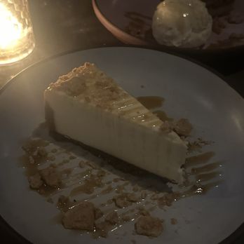 Farm Bar - Lakeview - Cheesecake - Bars Near Me - Chicago, Illinois