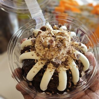 Nothing Bundt Cakes - Touchdown Made with Snickers bundlet - Cupcakes Near Me - Lakewood, California