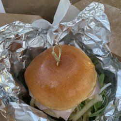 Peeps Kitchen - Chicken Burger