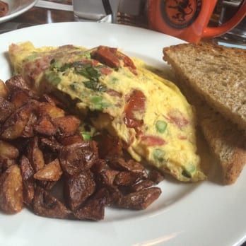Café Hollander Hilldale - Italian Job Omelette - American Near Me - Madison, Wisconsin