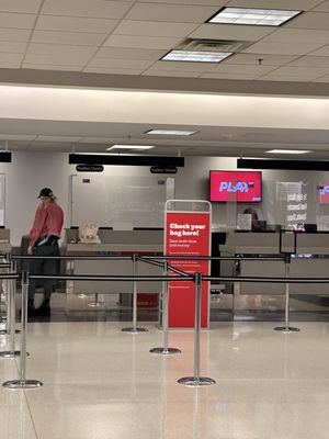 New York Stewart International Airport by null