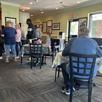 Chicken Salad Chick - Inside ... and there's a long line - Southern Near Me - Wellington, Florida Chicken Salad Chick - Inside ... and there's a long line - Southern Near Me - Wellington, Florida