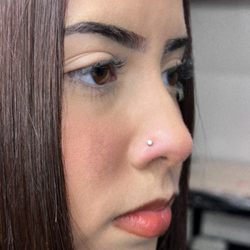 Flora Tattoo Studio - Nostril
