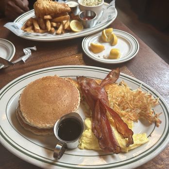 Ted's Bulletin Capitol Hill - Pancake Stack Fish & Chips - New American Near Me - Washington, DC, District of Columbia Ted's Bulletin Capitol Hill - Pancake Stack Fish & Chips - New American Near Me - Washington, DC, District of Columbia