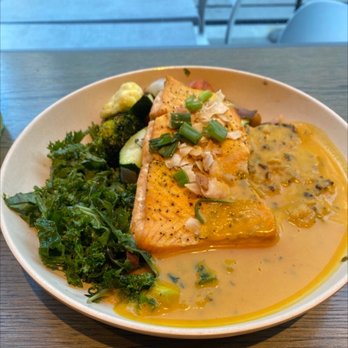 Modern Market Eatery - Salmon Curry - Breakfast & Brunch Near Me - Denver, Colorado