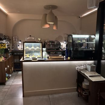 Haftt Cafe - Mediterranean Near Me - West Hollywood, California