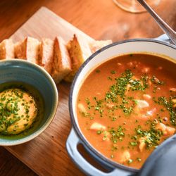 Restaurant & Bistro im Raben Horben - Bouillabaisse im Bistro Français