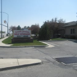 South Jordan Self Storage - Easy access from Redwood traveling North.