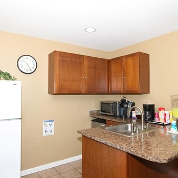 Newporter Apartments - Apartments Near Me - Bellevue, Washington Newporter Apartments - Apartments Near Me - Bellevue, Washington