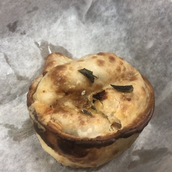 Fresh Salad - Six cheese pastry - Juice Bars & Smoothies Near Me - Doral, Florida Fresh Salad - Six cheese pastry - Juice Bars & Smoothies Near Me - Doral, Florida