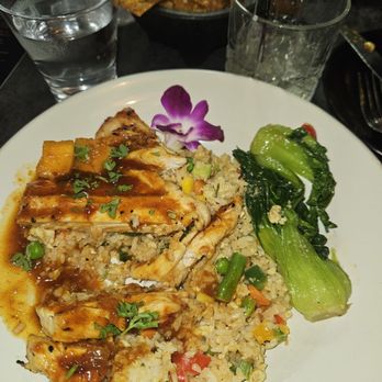 CZEN Restaurant Englewood - Czen bowl with vegetable fried rice, chicken, and mango habanero sauce - Caribbean Near Me - Englewood, New Jersey CZEN Restaurant Englewood - Czen bowl with vegetable fried rice, chicken, and mango habanero sauce - Caribbean Near Me - Englewood, New Jersey