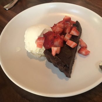 Watershed - Dessert- chocolate brownie with strawberries - I do feel this needed some Carmel sauce. - New American Near Me - Mill Valley, California Watershed - Dessert- chocolate brownie with strawberries - I do feel this needed some Carmel sauce. - New American Near Me - Mill Valley, California