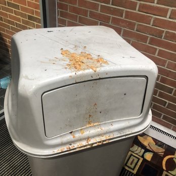 Quality Inn - vomit on trash can - Hotels Near Me - Waynesboro, Virginia Quality Inn - vomit on trash can - Hotels Near Me - Waynesboro, Virginia