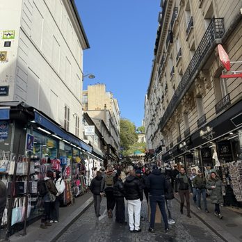 Montmartre - Local Flavor Near Me