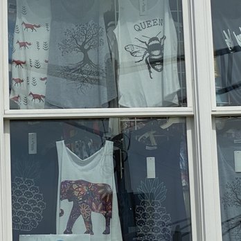 Tanir's Shy Pelican - Women's Clothing Near Me - North Cape May, New Jersey Tanir's Shy Pelican - Women's Clothing Near Me - North Cape May, New Jersey