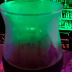 Innuendos Pub - All glassware is cold..:)