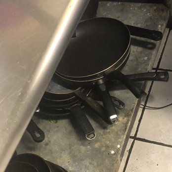 Yamafuji - A kitchen infested with roaches and god knows what else - Japanese Near Me - Front Royal, Virginia