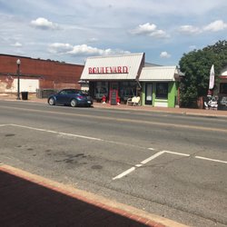 Boulevard