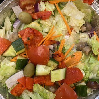 La Famiglia - La Famiglia Salad - Italian Near Me - Babylon, New York La Famiglia - La Famiglia Salad - Italian Near Me - Babylon, New York