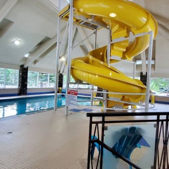 Pocaterra Inn & Waterslide - Hotels Near Me - Canmore, Alberta