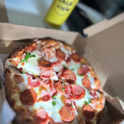 Market Bar And Brewery - Market Pizza