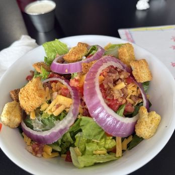 Dunn Rite Cafe - Side Salad - Breakfast & Brunch Near Me - Decatur, Texas Dunn Rite Cafe - Side Salad - Breakfast & Brunch Near Me - Decatur, Texas