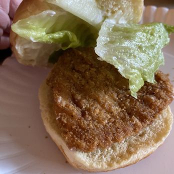 Wendy's - Chicken Sandwich - Fast Food Near Me - Baldwin, New York