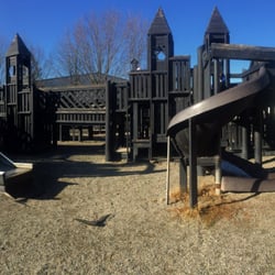 Clifton Park Commons - Kids corner
