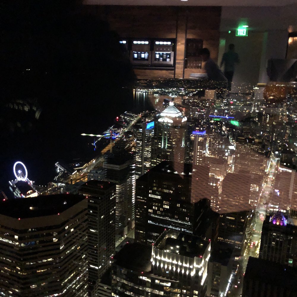 Gorgeous view from 75th floor Gorgeous view from 75th floor