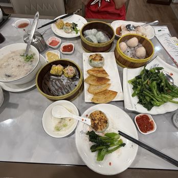 Kapiolani Seafood Restaurant - 11 Dishes - Dim Sum Near Me - Honolulu, Hawaii Kapiolani Seafood Restaurant - 11 Dishes - Dim Sum Near Me - Honolulu, Hawaii