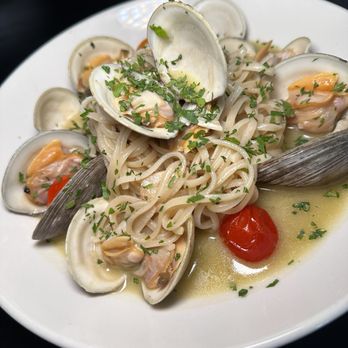 The Squire - Linguine and clams - Bars Near Me - West Long Branch, New Jersey