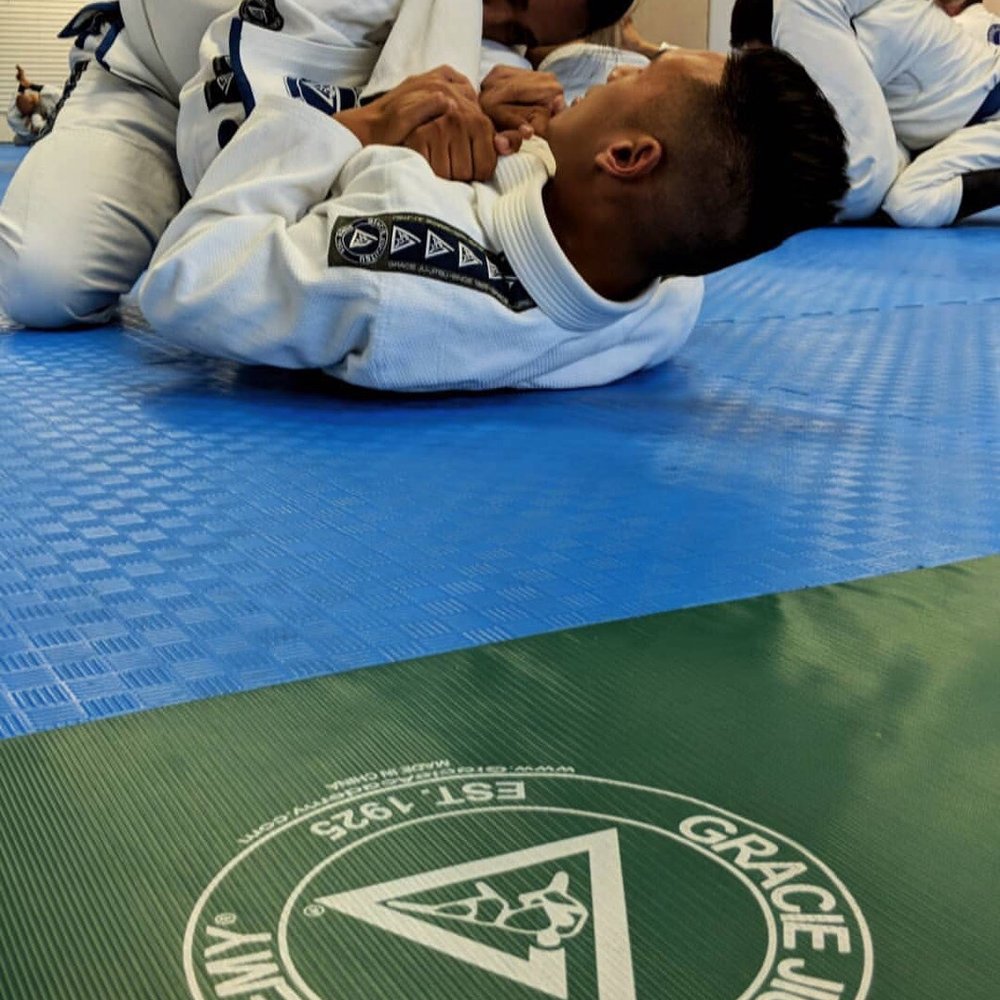 Armbar Avenue Armbar Avenue