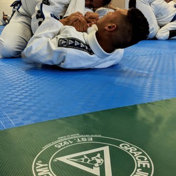 Gracie Jiu-Jitsu - Armbar Avenue - Taekwondo Near Me - Vallejo, California Gracie Jiu-Jitsu - Armbar Avenue - Taekwondo Near Me - Vallejo, California