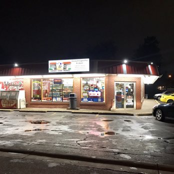 In And Out Market - Beer, Wine & Spirits Near Me - St Ann, Missouri In And Out Market - Beer, Wine & Spirits Near Me - St Ann, Missouri