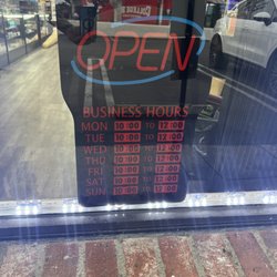 Avenue Smokes - Correct Business hours from Business