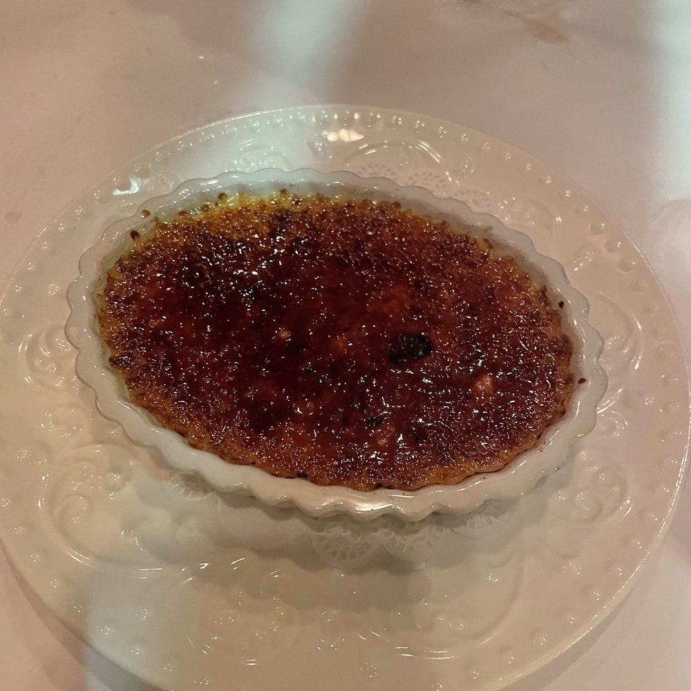 Bistro Campagne - Creme Brulee - French Near Me - Chicago, Illinois Bistro Campagne - Creme Brulee - French Near Me - Chicago, Illinois