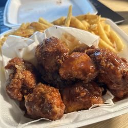 Chicago Fish Chicken Gyro - Honey BBQ wing platter.