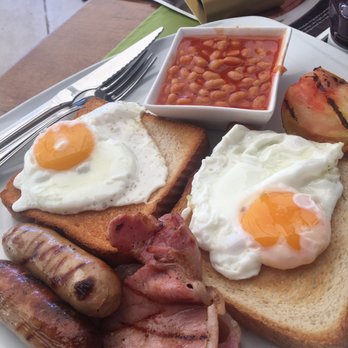Doce Jardim - English breakfast - Modern European Near Me - Albufeira, 08
