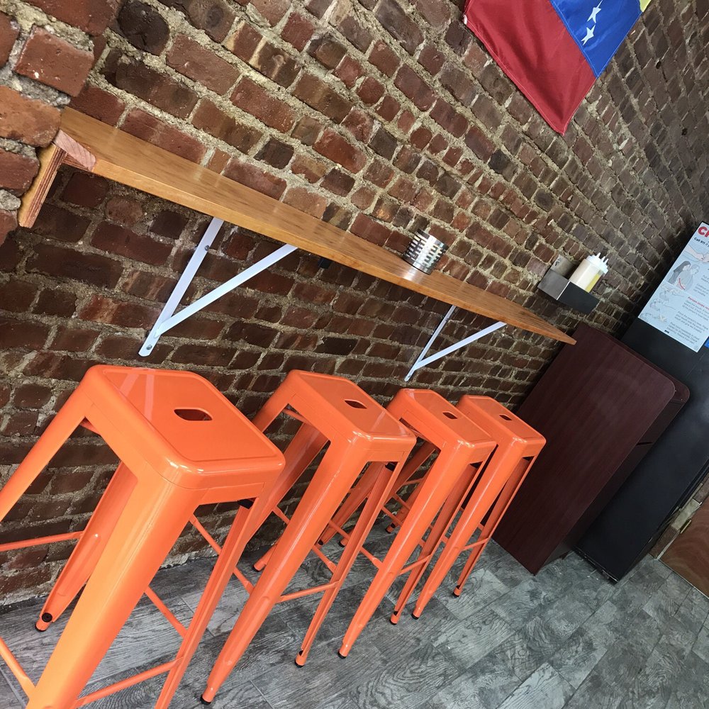 Cachapas Brooklyn - Seating area - Venezuelan Near Me - Brooklyn, New York