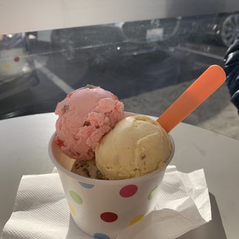 Kwality Ice Cream - Tutti frooti, Butterscotch and Paan masala triple scoop - Ice Cream & Frozen Yogurt Near Me - Bellevue, Washington Kwality Ice Cream - Tutti frooti, Butterscotch and Paan masala triple scoop - Ice Cream & Frozen Yogurt Near Me - Bellevue, Washington