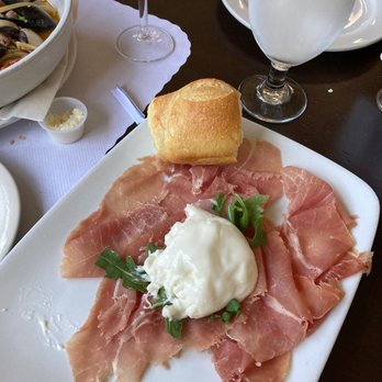 Eatalian - Delicious - Italian Near Me - Gardena, California