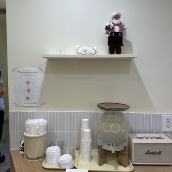 Harucake - Water station - Coffee & Tea Near Me - Los Angeles, California Harucake - Water station - Coffee & Tea Near Me - Los Angeles, California