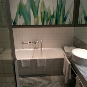 Sofitel Hamburg Alter Wall - Bathroom - Hotels Near Me - Hamburg, HH Sofitel Hamburg Alter Wall - Bathroom - Hotels Near Me - Hamburg, HH