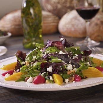 Della Terra Restaurant - Beet Salad - Italian Near Me - Los Angeles, California
