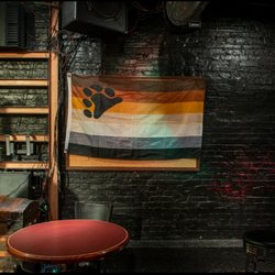 Leons Backroom 