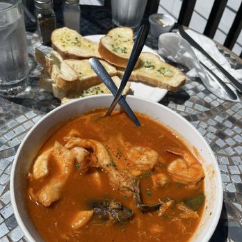 Cove Azul Bar & Grill - Lunch sized cioppino with a side of Garlic Bread... more please... - Italian Near Me - Gualala, California Cove Azul Bar & Grill - Lunch sized cioppino with a side of Garlic Bread... more please... - Italian Near Me - Gualala, California