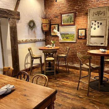 Patria - Seating - Italian Near Me - Salinas, California
