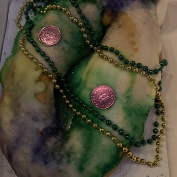 Three Brothers Bakery - King cake - Bakeries Near Me - Houston, Texas Three Brothers Bakery - King cake - Bakeries Near Me - Houston, Texas